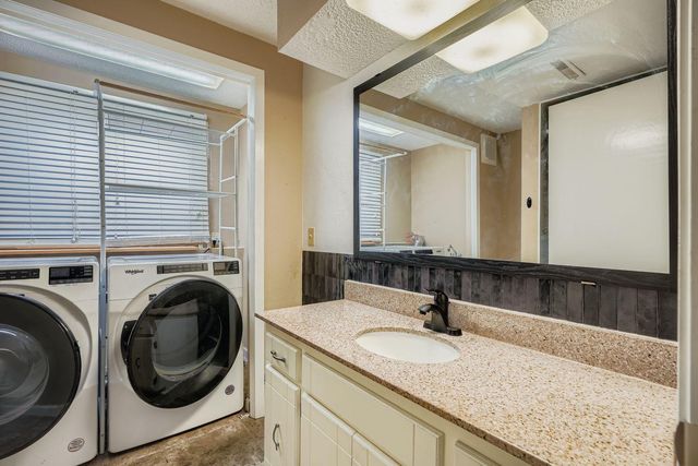 8317 Rhode Island Drive N, Brooklyn Park, MN 55445