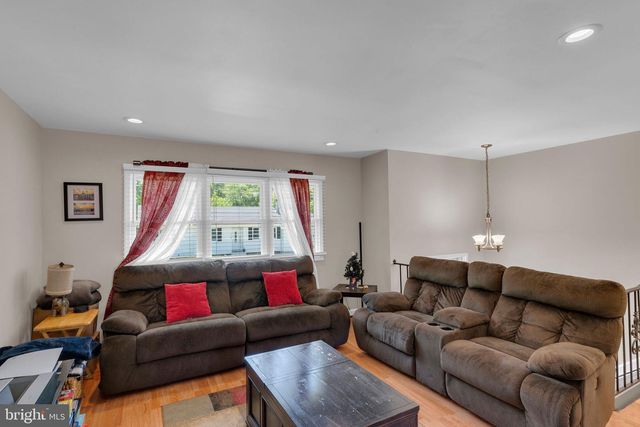 226 JUNIPER AVE, Browns Mills, NJ 08015