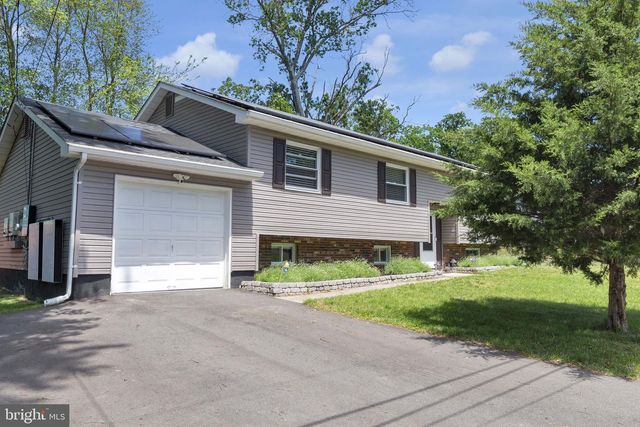 226 JUNIPER AVE, Browns Mills, NJ 08015