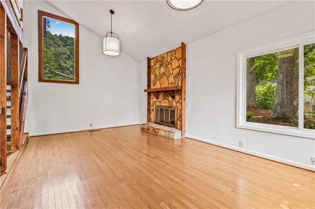 1016 Muirfield Drive, Marietta, GA 30068