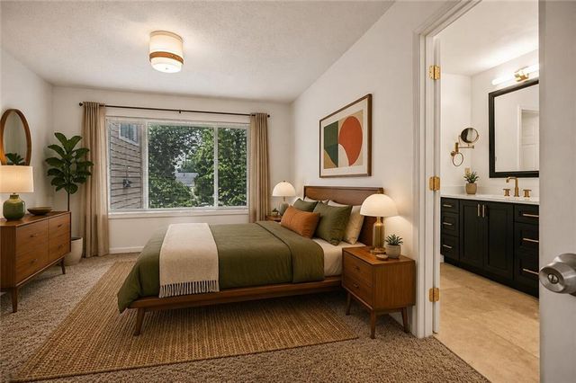 1016 Muirfield Drive, Marietta, GA 30068