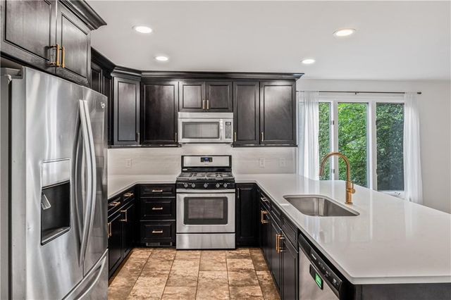 1016 Muirfield Drive, Marietta, GA 30068