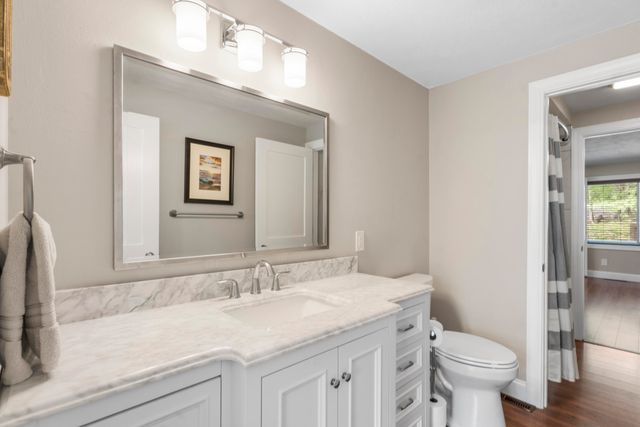 418 Briar Cliff Road, Lampe, MO 65681