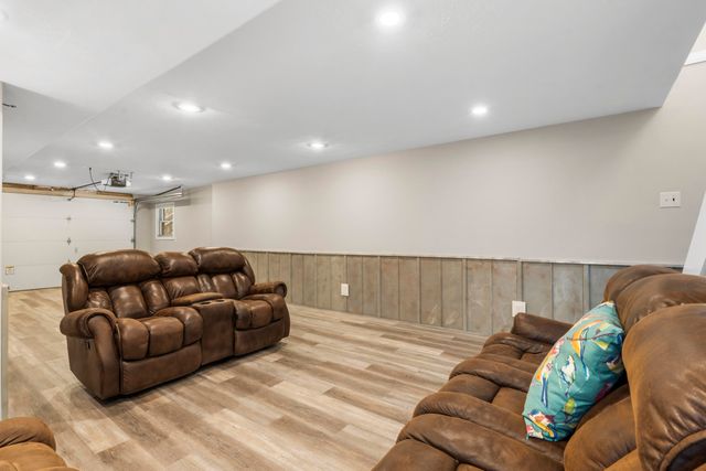 418 Briar Cliff Road, Lampe, MO 65681