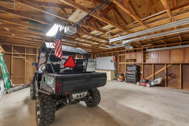 418 Briar Cliff Road, Lampe, MO 65681