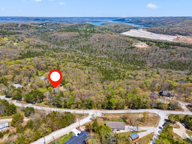 418 Briar Cliff Road, Lampe, MO 65681