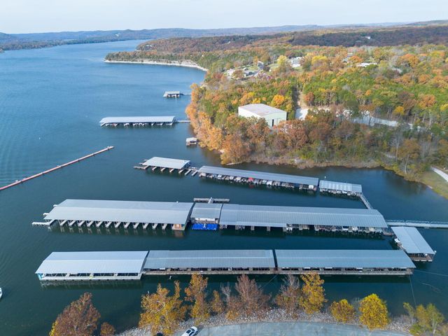 418 Briar Cliff Road, Lampe, MO 65681