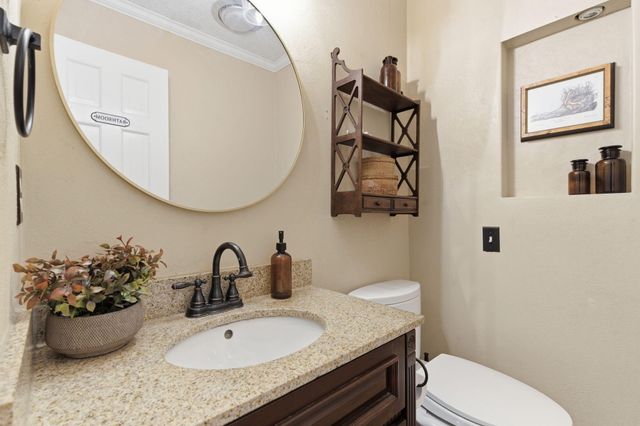 4525 S Aladdin Court, Springfield, MO 65804