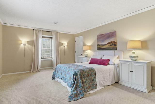 4525 S Aladdin Court, Springfield, MO 65804