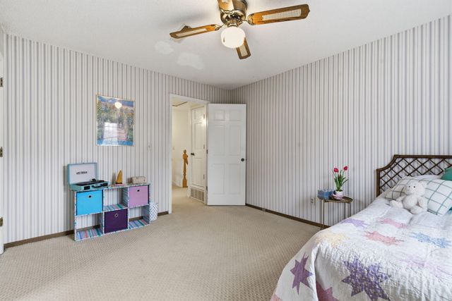 4525 S Aladdin Court, Springfield, MO 65804