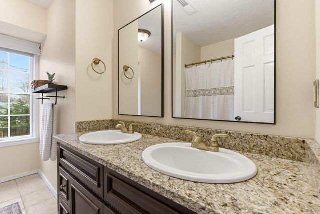 4525 S Aladdin Court, Springfield, MO 65804