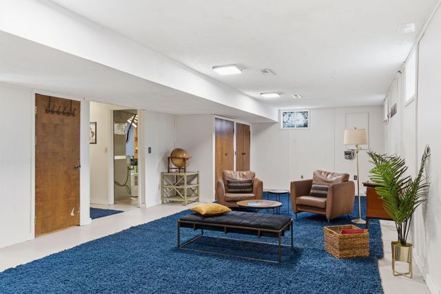 4525 S Aladdin Court, Springfield, MO 65804