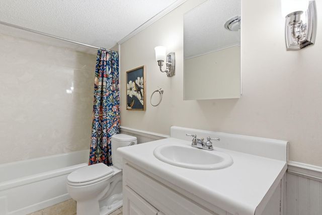 4525 S Aladdin Court, Springfield, MO 65804