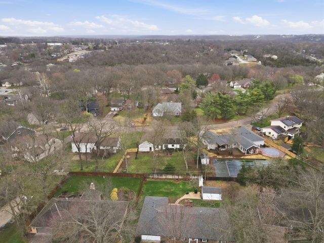 4525 S Aladdin Court, Springfield, MO 65804