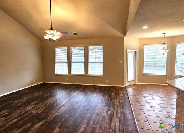 400 Apache Ledge, Cibolo, TX 78108