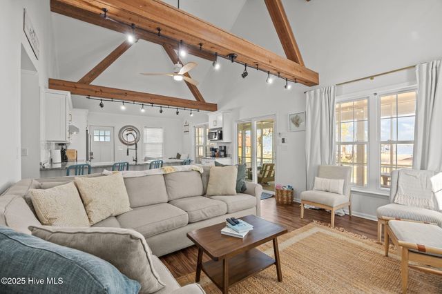 2517 Waccamaw Shores Road, Lake Waccamaw, NC 28450