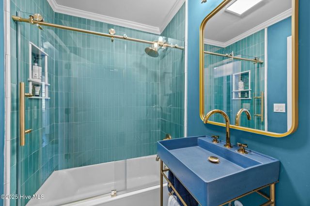 2517 Waccamaw Shores Road, Lake Waccamaw, NC 28450