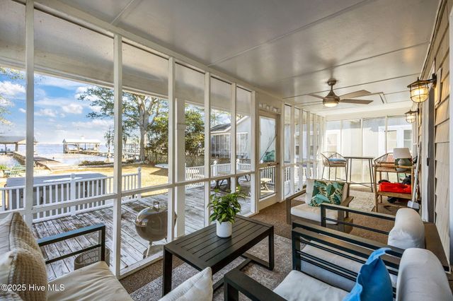 2517 Waccamaw Shores Road, Lake Waccamaw, NC 28450