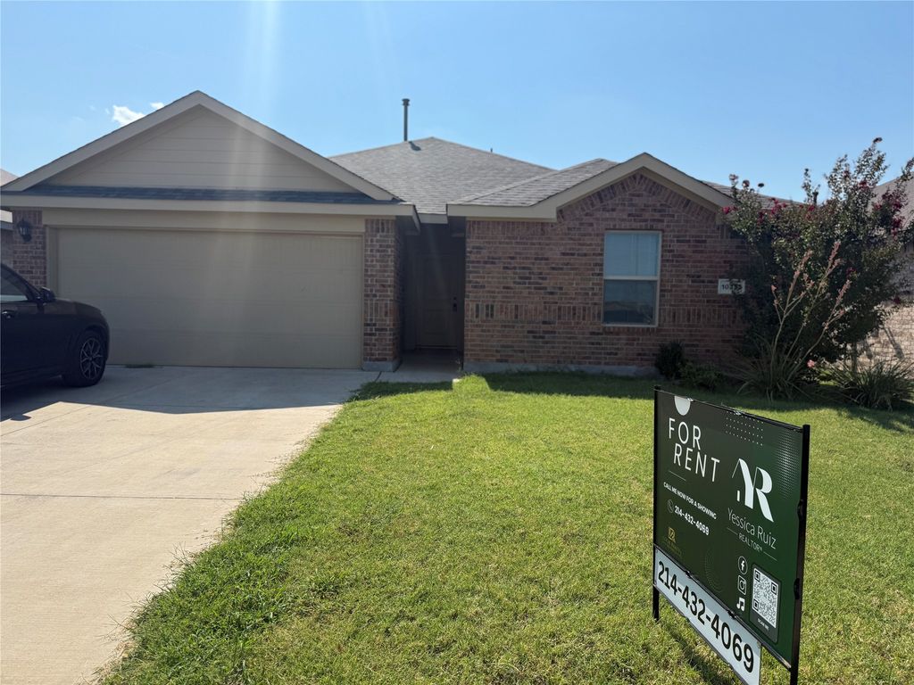 10354 Fort Crockett Trail, Crowley, TX 76036