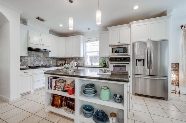 5722 Ballina Canyon Lane, Houston, TX 77041