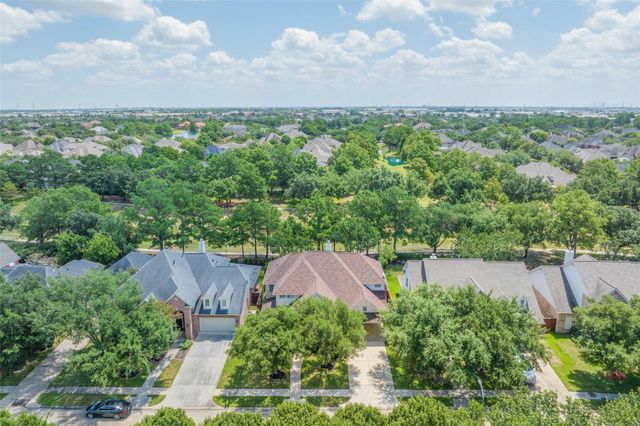 5722 Ballina Canyon Lane, Houston, TX 77041