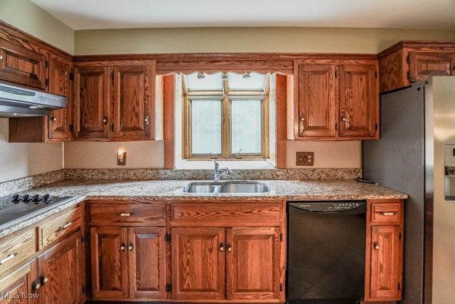 3878 36th Street NW, Canton, OH 44718