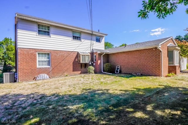 3878 36th Street NW, Canton, OH 44718