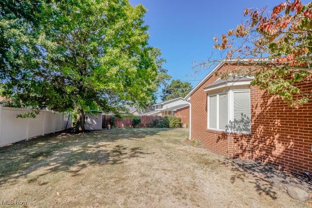 3878 36th Street NW, Canton, OH 44718