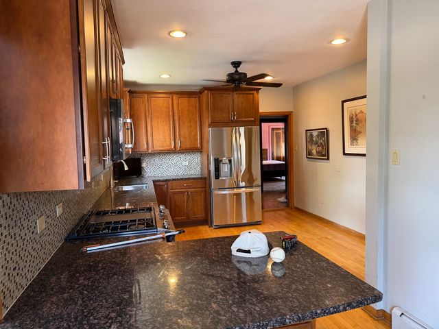 5501 N Parkside Avenue, Chicago, IL 60630