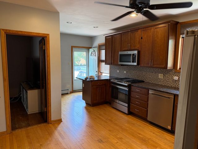 5501 N Parkside Avenue, Chicago, IL 60630
