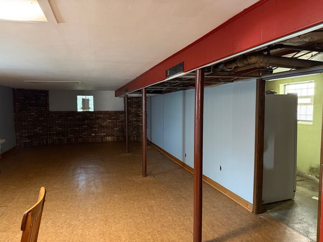 5501 N Parkside Avenue, Chicago, IL 60630