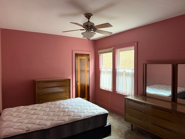 5501 N Parkside Avenue, Chicago, IL 60630