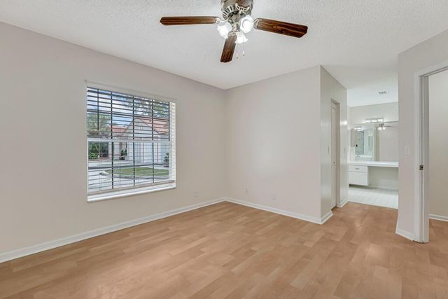 13730 Sunflower Court A, Wellington, FL 33414