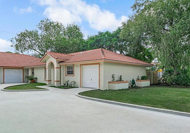 13730 Sunflower Court A, Wellington, FL 33414