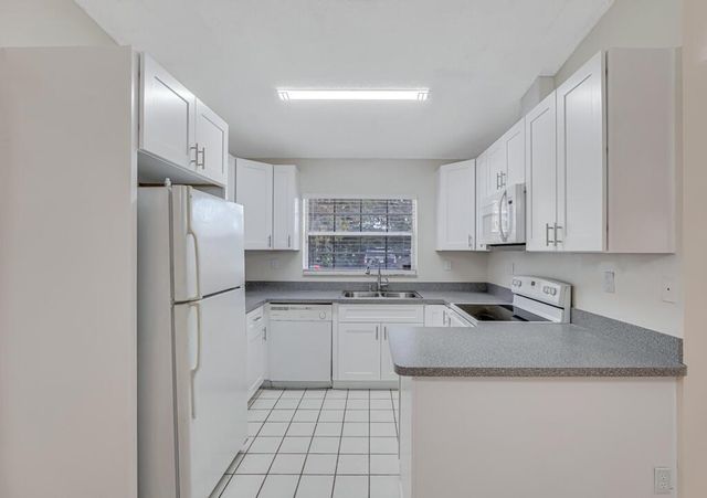 13730 Sunflower Court A, Wellington, FL 33414