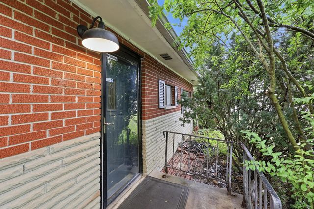 1310 Manor Drive, Columbus, OH 43232