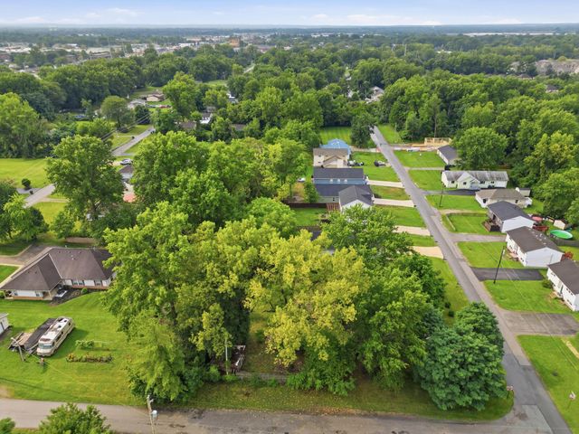 1310 Manor Drive, Columbus, OH 43232