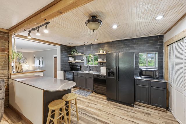 1310 Manor Drive, Columbus, OH 43232