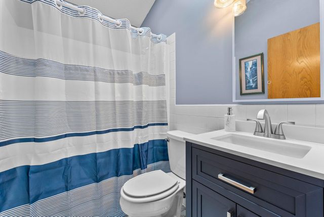 420 Village Court, Cambridge, MN 55008