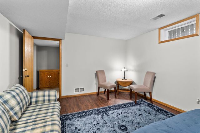 420 Village Court, Cambridge, MN 55008