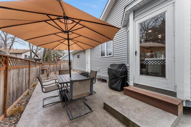 420 Village Court, Cambridge, MN 55008