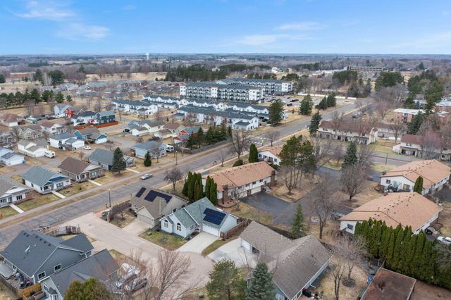 420 Village Court, Cambridge, MN 55008