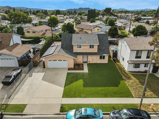 1127 Sycamore Drive, Simi Valley, CA 93065