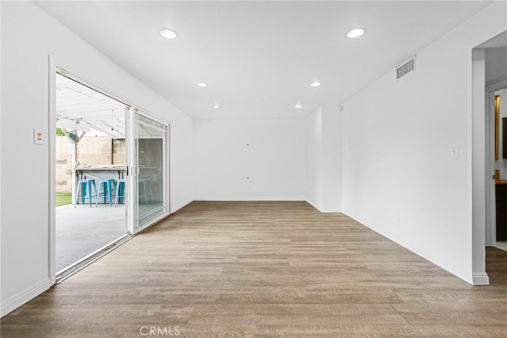 1127 Sycamore Drive, Simi Valley, CA 93065 — photo 3