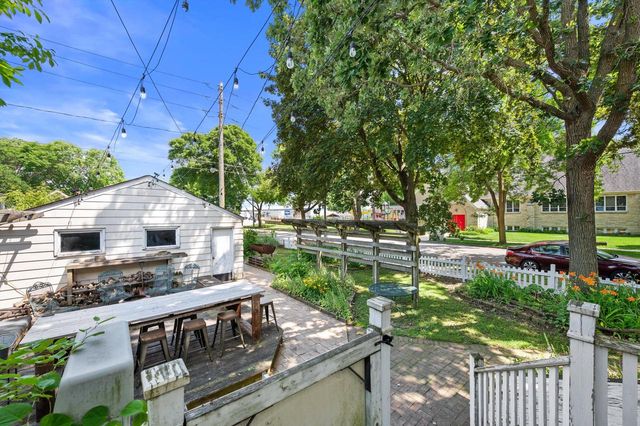3174 S Herman STREET, Milwaukee, WI 53207