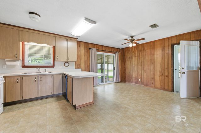 25911 County Road 49, Loxley, AL 36551