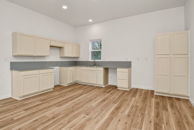 520 Chisholm Trail, Forsyth, MO 65653