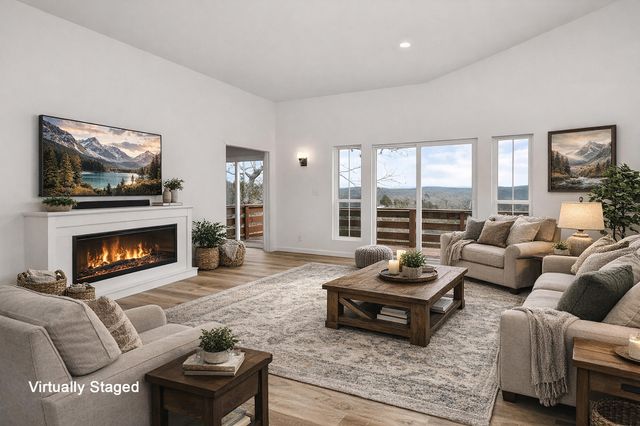 520 Chisholm Trail, Forsyth, MO 65653