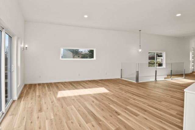 520 Chisholm Trail, Forsyth, MO 65653