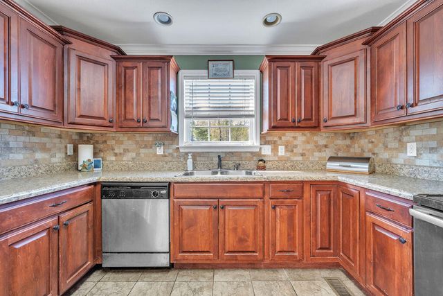 6734 Grazing Lane, Birchwood, TN 37308